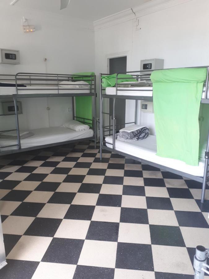 Hostel Bellavista Playa Малага Экстерьер фото